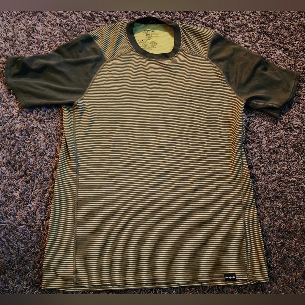 Patagonia Capilene Lightweight Green Outdoor Shirt L